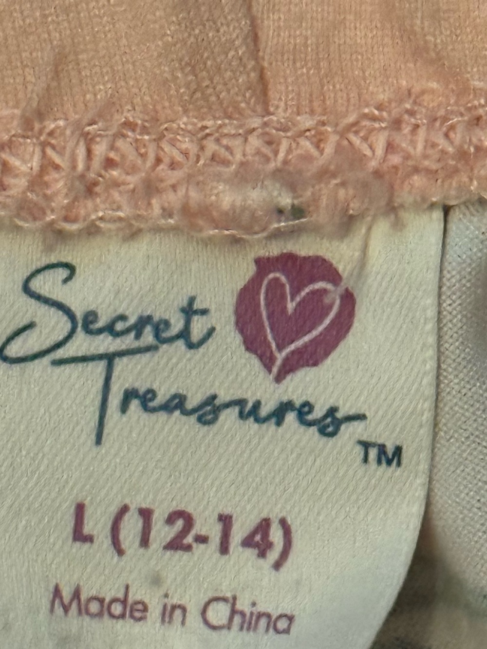 Women’s Secret Treasures Peach-Print Pink Pajama Set size large - Picture 6 of 7